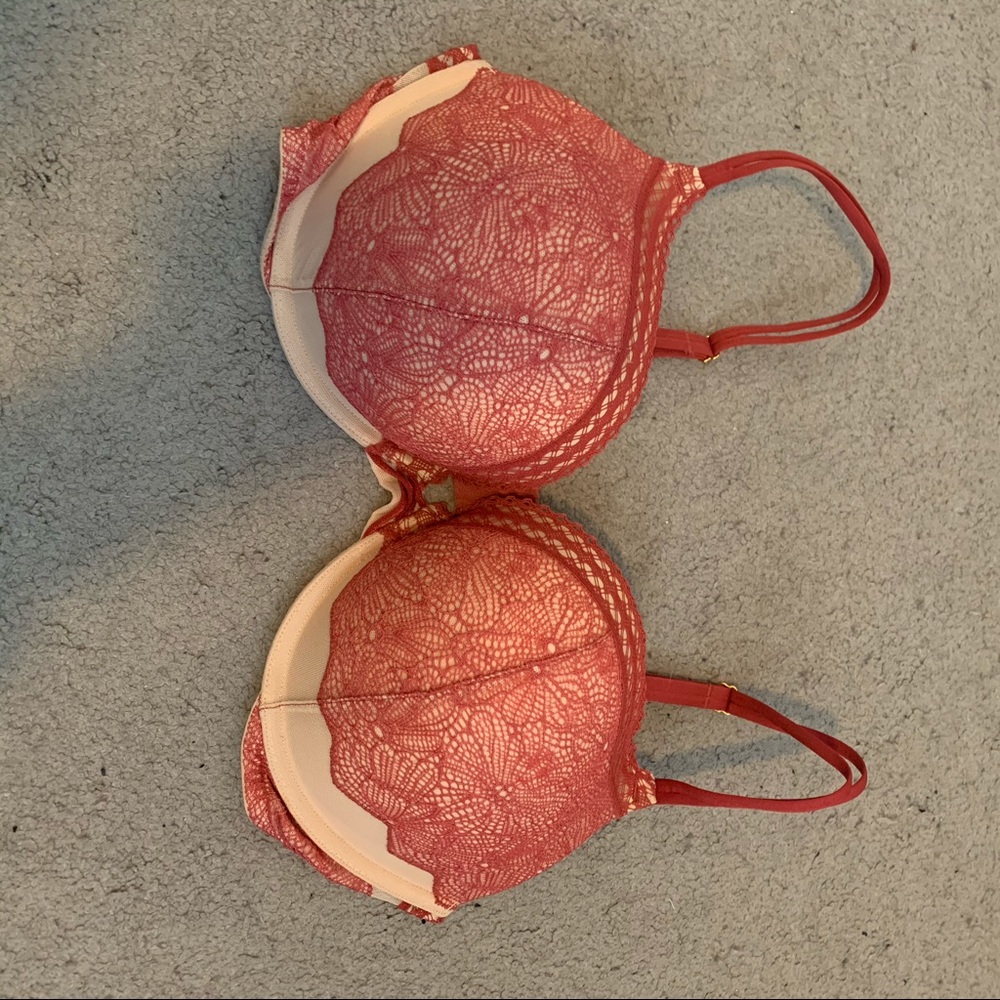 Victoria’s Secret Bombshell Bra | 38C